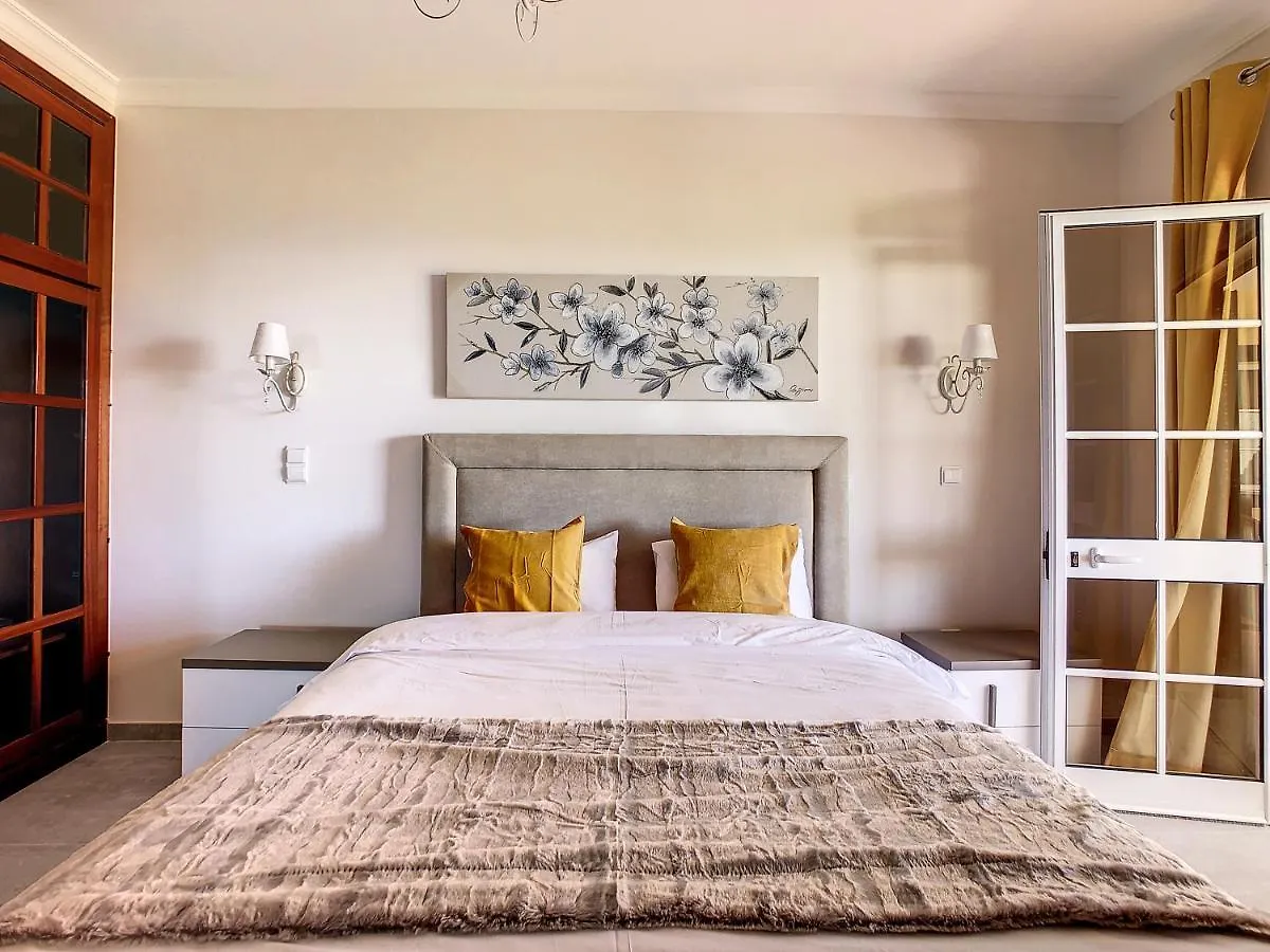 Villa Baradaye By Lovelystay Estreito Da Calheta 포르투갈