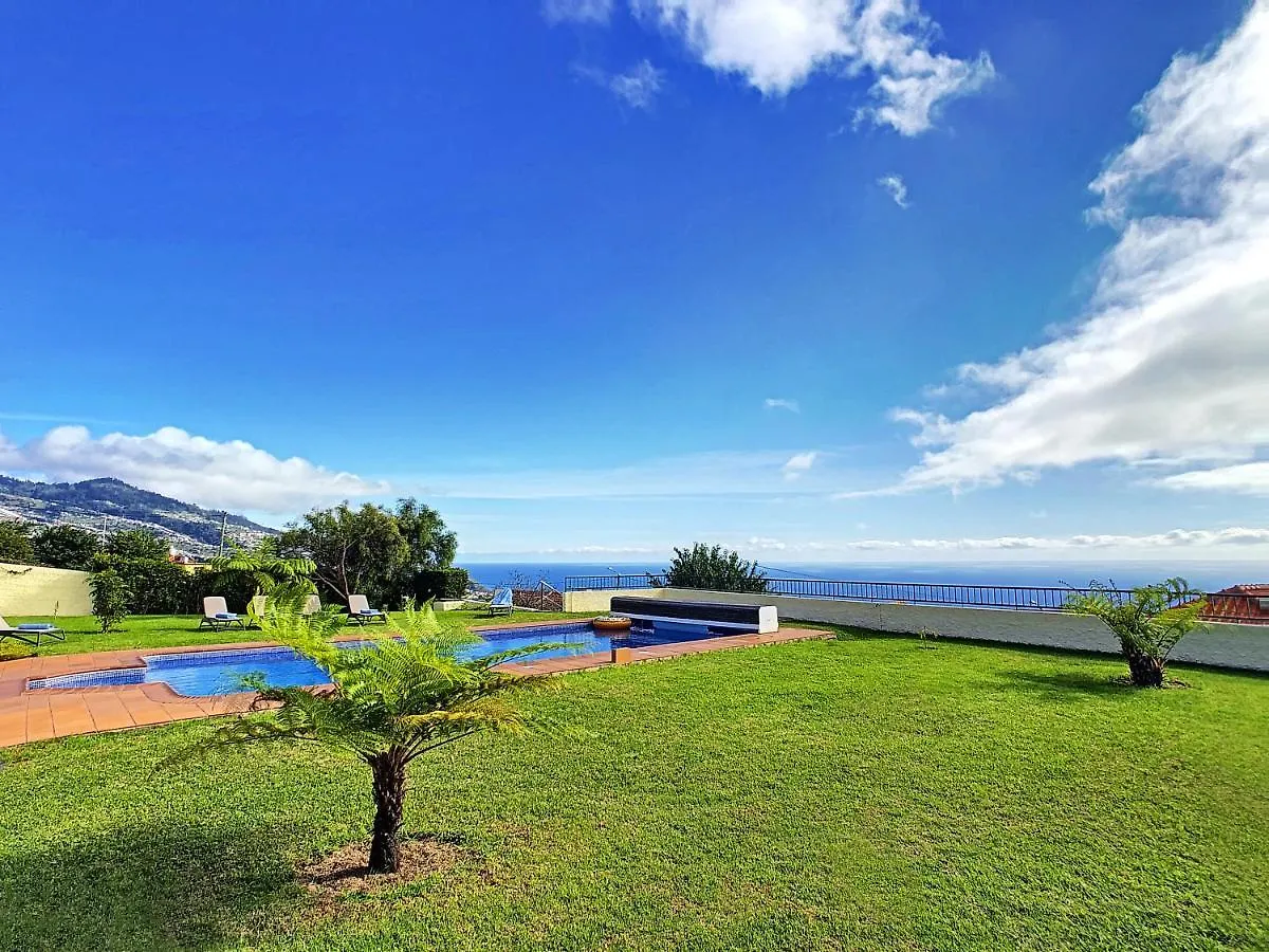 Villa Baradaye By Lovelystay Estreito Da Calheta 0*,  Portugal